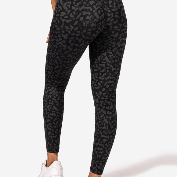 Jed North - Flow High Rise Leggings - Leopard - Picture 3 of 8